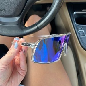 Clear custom oakley sutros
